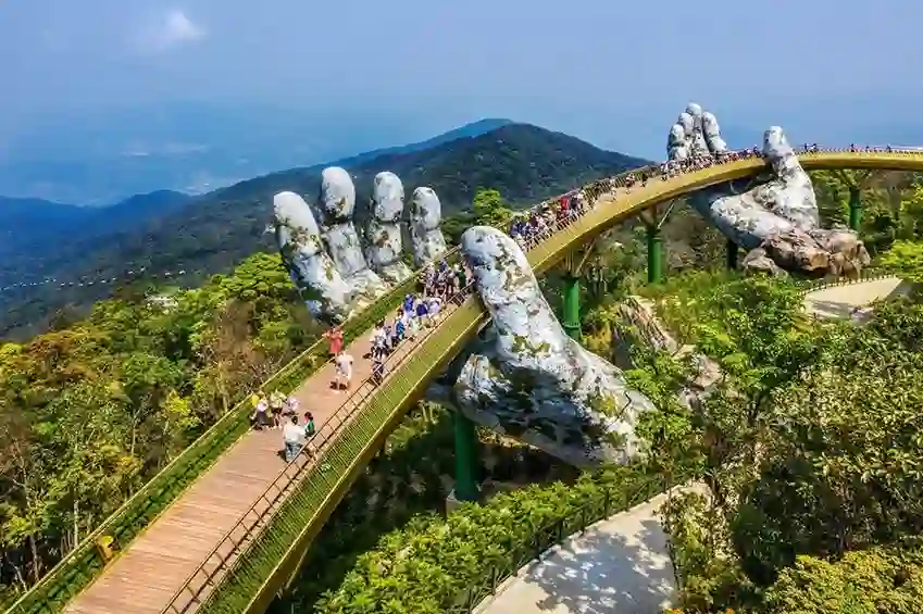 Golden Hands Bridge